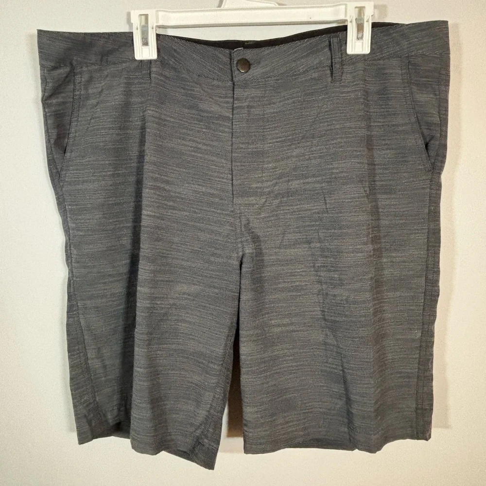 Berkley Jensen Men’s Stretch Shorts Gray Textured Golf Casual W40